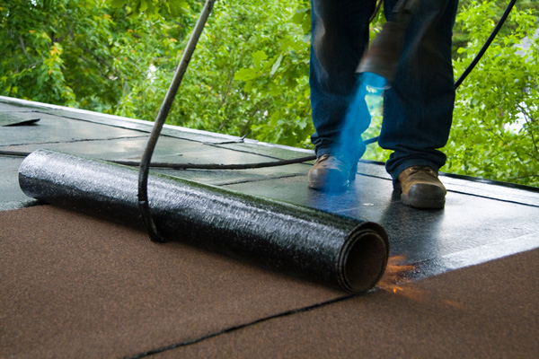 Use a Roofing Contractor